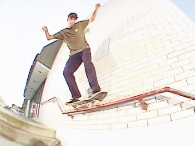 Joey Guevara晋升Alien Workshop职业滑手，个人影片Pyramid of the Sun