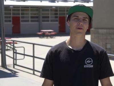 Olivier Lucero带大家感受Claremont滑板场般的学校后院！