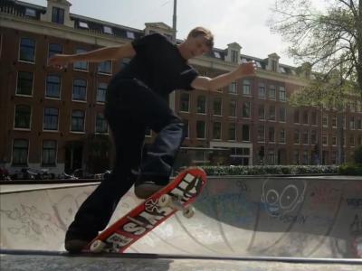 传奇滑手Tony Hawk——2017阿姆斯特丹碗池小滑片段