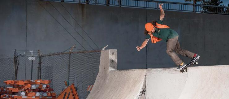 Equal Parts Labor: Levi's队伍加州DIY道具滑板