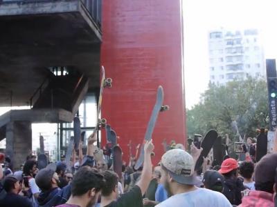 2017 巴西圣保罗世界滑板日-亡命司机开车冲撞刷街滑手