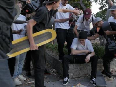 Yuri Facchini 正式晋升为Almost职业滑手，惊喜派对体现队友情！