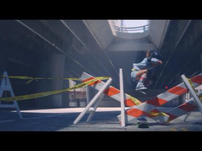 9岁小姐姐SKY演绎超唯美广告片：「滑在空城洛杉矶」