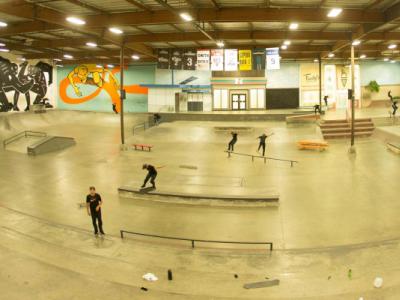 Alex Midler在Berrics板场中的个人秀：「 IT MUST BE NICE」