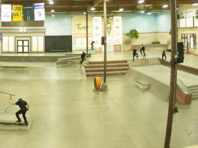 Chris Joslin在Berrics板场中的个人秀：「 IT MUST BE NICE」