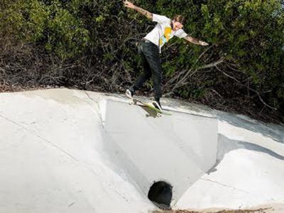 Riley Hawk最新个人影片「Shep Dawgs」正式上线！