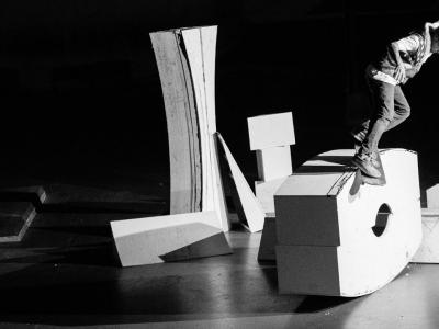 Berrics十周年特辑：滑手们在十个特殊道具上的粗剪辑