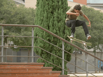 Plan B重温Trevor McClung晋升职业滑手惊喜派对时刻