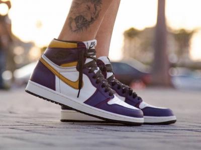 Nike SB x Air Jordan 「Laker」买一双赚两双！？