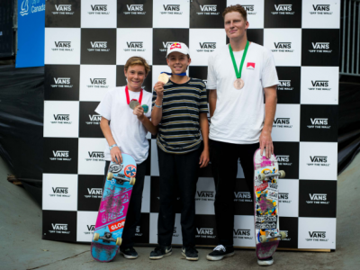 KEEGAN PALMER和POPPY OLSEN 获得 VANS 职业滑板公园赛区域锦标冠军