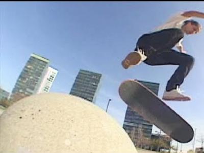 滑手的专属追剧时间！影片「Sour Files」13集抢先看