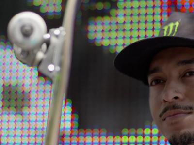 Nyjah Huston平地动作美翻好莱坞星光大道！