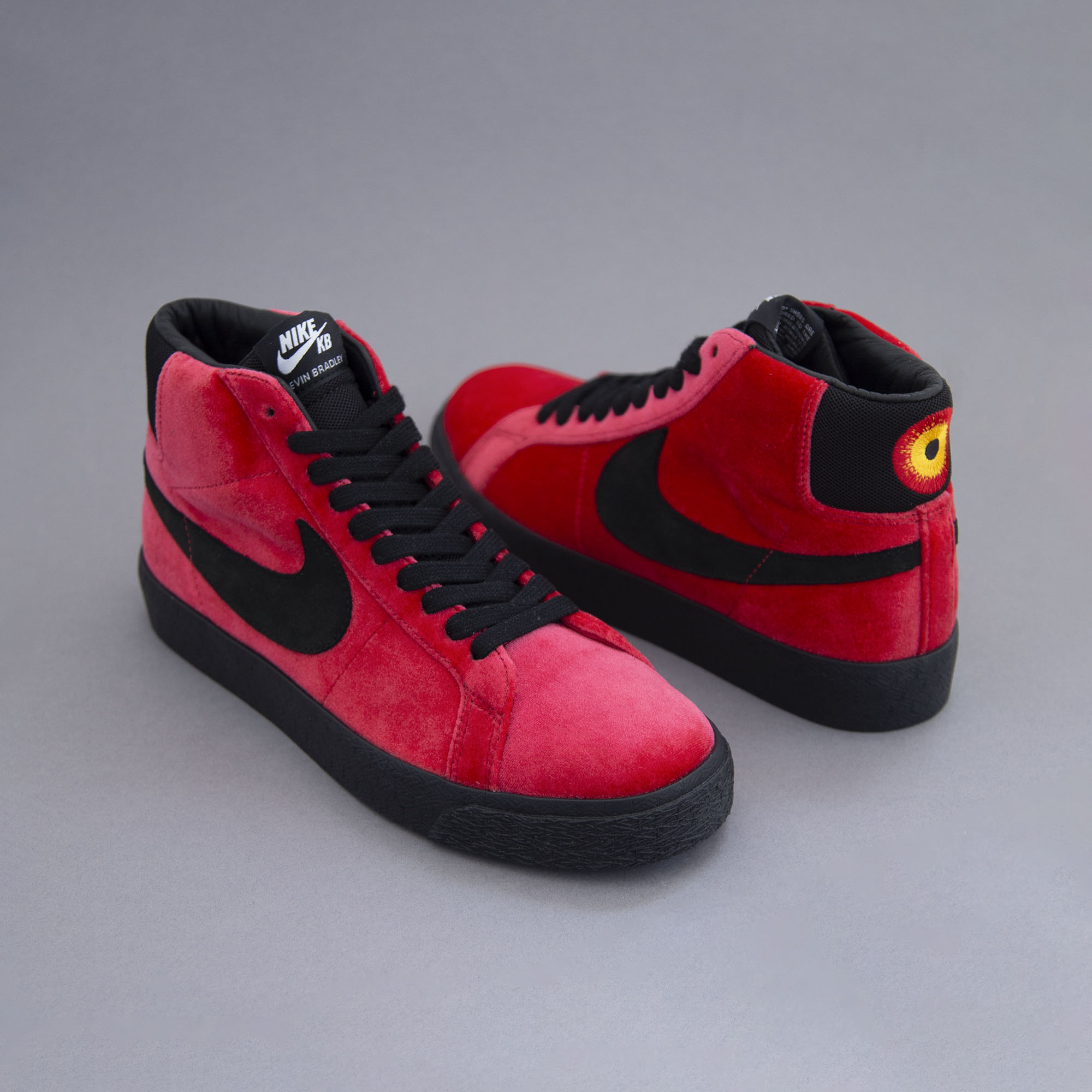 kevin bradley nike sb velcro